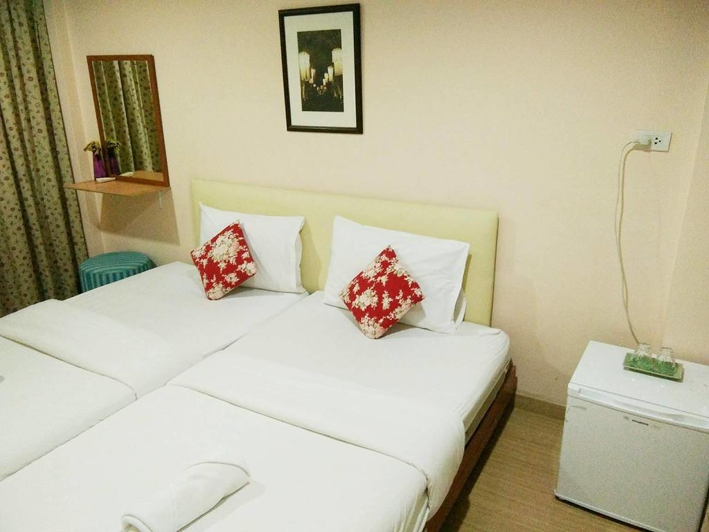 Bed and Breakfast The Grace House Chiangmai Chiang Mai Zewnętrze zdjęcie