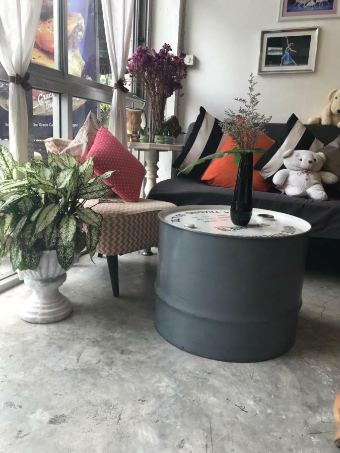 Bed and Breakfast The Grace House Chiangmai Chiang Mai Zewnętrze zdjęcie